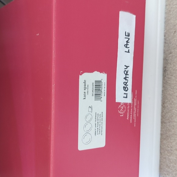 Kate Spade Library Lane Platinum 5 Piece Place Setting - Picture 6 of 6